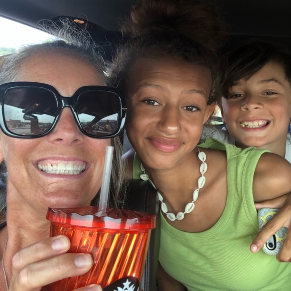 Meet your Posher, Julie - Picture 13 of 15